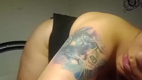 Snapshot of eireneninon chatting on 01.22.25 Eirene online show from 01.22.25