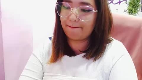 Snapshot of eireneninon chatting on 11.03.25 Eirene online show from 11.03.25