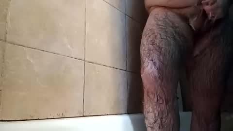 Snapshot of el131140 chatting on 10.05.25 Sebastin online show from 10.05.25