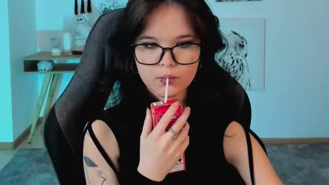 Your sweet girl online show from 03.11.25