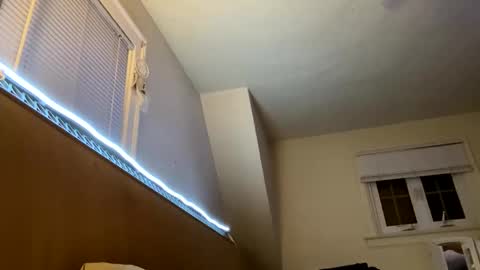 Snapshot of eldisiac chatting on 03.08.25 EL-Disiac online show from 03.08.25