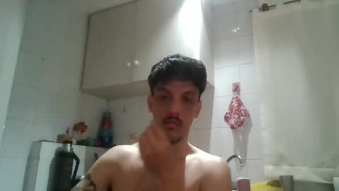 Snapshot of electrodreams chatting on 10.31.25 electrodreams online show from 10.31.25