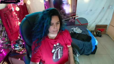 Snapshot of elektra_32 chatting on 12.23.24 elektra online show from 12.23.24