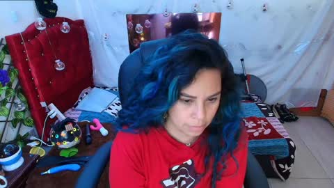 Snapshot of elektra_32 chatting on 01.11.25 elektra online show from 01.11.25