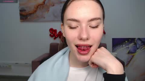 elenaoconar online show from 03.10.25