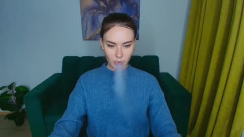 elenaoconar online show from 03.12.25