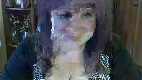 Snapshot of elenazed chatting on 02.15.25 ElenaZed online show from 02.15.25