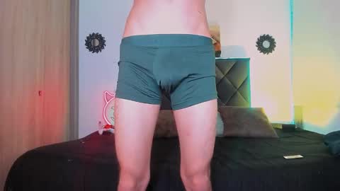 Snapshot of eliann_adam chatting on 03.06.25 eliann_adam online show from 03.06.25