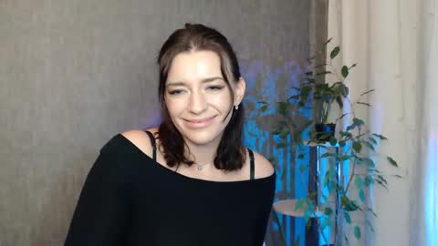 Snapshot of elinapretty chatting on 01.30.25 Elina online show from 01.30.25