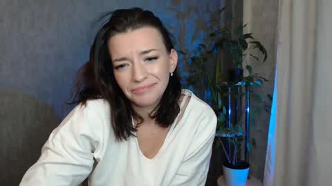 Snapshot of elinapretty chatting on 02.03.25 Elina online show from 02.03.25