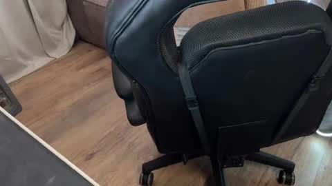 Snapshot of elisa_north chatting on 02.27.25 Elisa North online show from 02.27.25