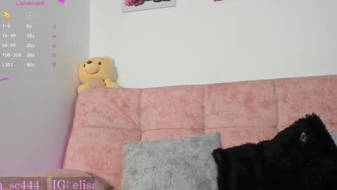 Snapshot of elisabeth_secret chatting on 09.09.25 online show from 09.09.25