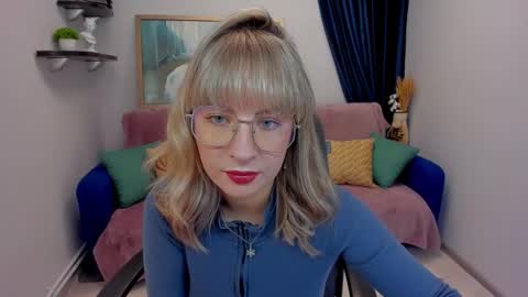 Snapshot of elisabethmills chatting on 01.31.25 Elisabeth online show from 01.31.25