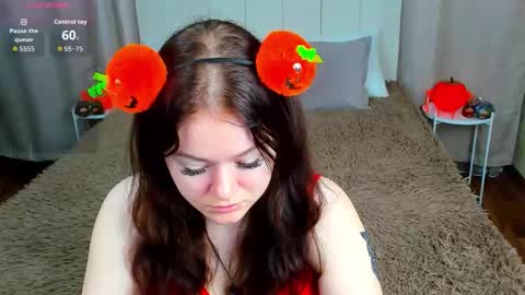 Snapshot of elissweets chatting on 10.23.25 ElisSweet online show from 10.23.25