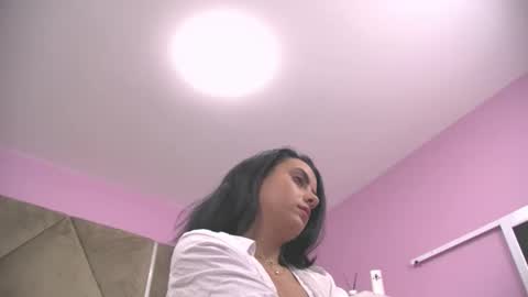 Eliza online show from 10.12.25