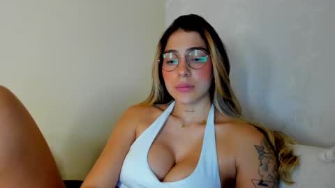 Snapshot of eliza_sanz chatting on 02.16.25 My name is ElizaPVT is open online show from 02.16.25