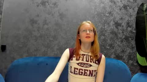 Snapshot of elizabeth_harpper chatting on 02.07.25 Elizabeth online show from 02.07.25