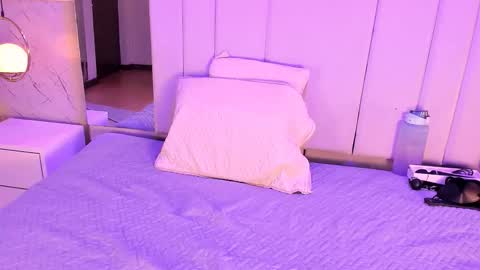    online show from 12.05.25