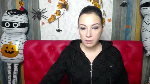 ElizabethSho online show from 11.09.25