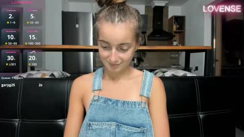 Eliz                               online show from 11.10.25