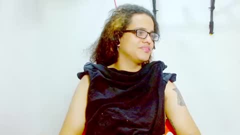 Snapshot of elkingthe chatting on 12.14.24 Diana online show from 12.14.24