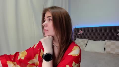 Snapshot of ella_mayers chatting on 02.04.25 Ella Mayers online show from 02.04.25