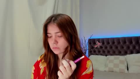 Snapshot of ella_mayers chatting on 02.27.25 Ella Mayers online show from 02.27.25