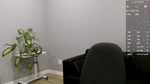 Ella online show from 12.05.25