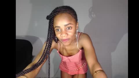 ella online show from 09.29.25