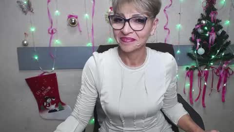 EllaBonito online show from 12.24.24