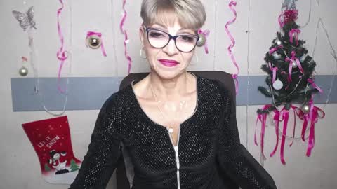 EllaBonito online show from 12.26.24