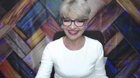 EllaBonito online show from 09.12.25