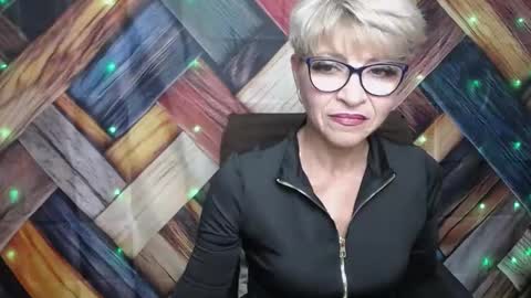 EllaBonito online show from 10.16.25