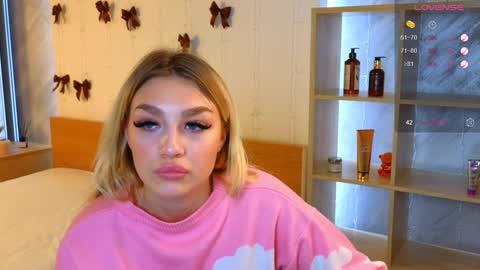 ellamilla online show from 12.25.24