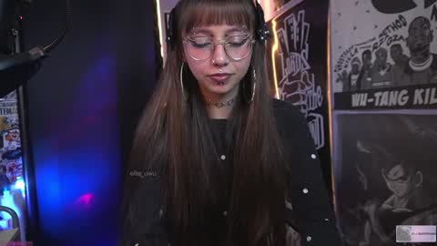 follow me on instagram .    online show from 02.05.25