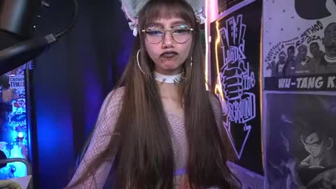 follow me on instagram .    online show from 02.22.25