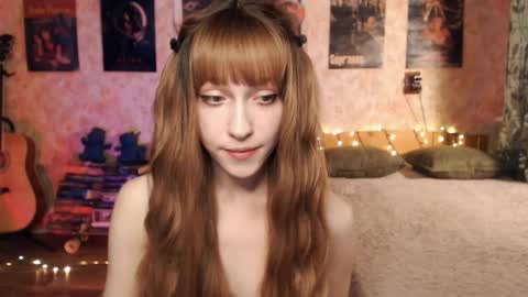 Snapshot of ellie_friendly chatting on 12.23.24 ellie_friendly online show from 12.23.24