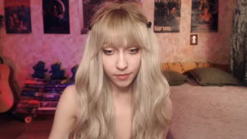 Snapshot of ellie_friendly chatting on 01.31.25 ellie_friendly online show from 01.31.25