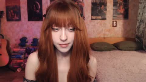 Snapshot of ellie_friendly chatting on 09.16.25 ellie_friendly online show from 09.16.25