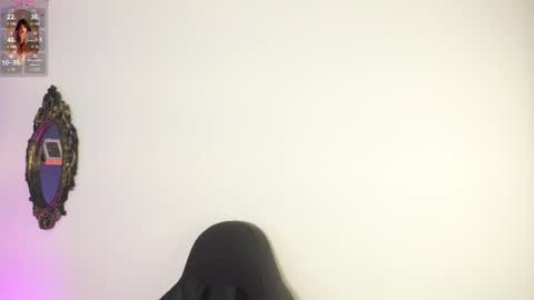Snapshot of ellie_jhonson_ chatting on 09.19.25  Ellie Jhonson  online show from 09.19.25