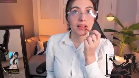 Snapshot of ellie_jhonson_ chatting on 10.27.25  Ellie Jhonson  online show from 10.27.25