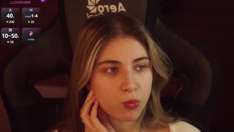 elliecutes online show from 02.18.25