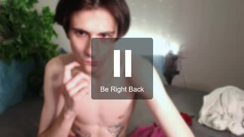 ellis_rin online show from 10.21.25