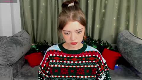 Snapshot of ellyford chatting on 12.08.24 Elly online show from 12.08.24