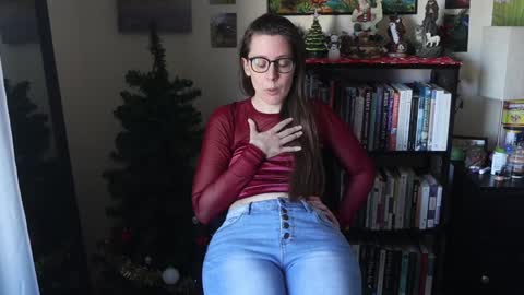 Snapshot of ellynaomi chatting on 01.04.25 Elly Naomi online show from 01.04.25