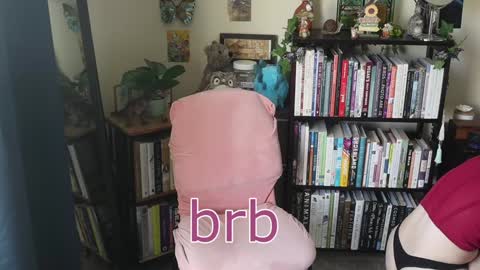 Snapshot of ellynaomi chatting on 09.21.25 Elly Naomi online show from 09.21.25