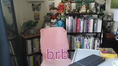 Snapshot of ellynaomi chatting on 09.28.25 Elly Naomi online show from 09.28.25