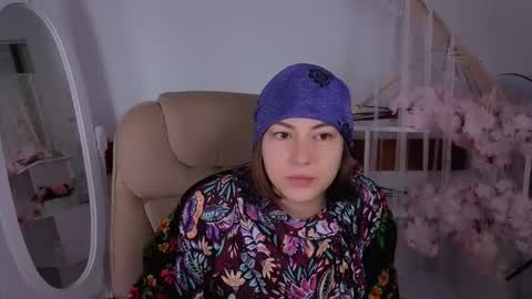 elma_lily online show from 10.14.25