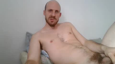 Snapshot of elmatirestrepo chatting on 12.25.24 Mati Restrepo online show from 12.25.24