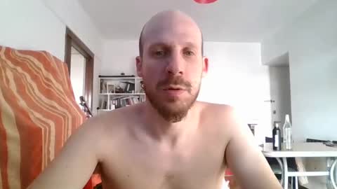 Snapshot of elmatirestrepo chatting on 12.28.24 Mati Restrepo online show from 12.28.24